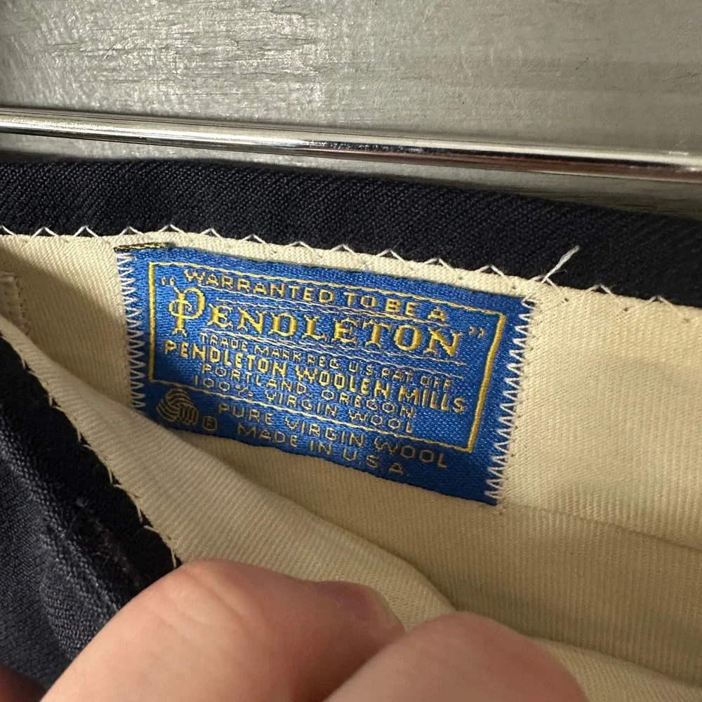 Pendleton Mens Navy Blue 100% Virgin Wool Dress Pants Slacks Made in USA Vintage